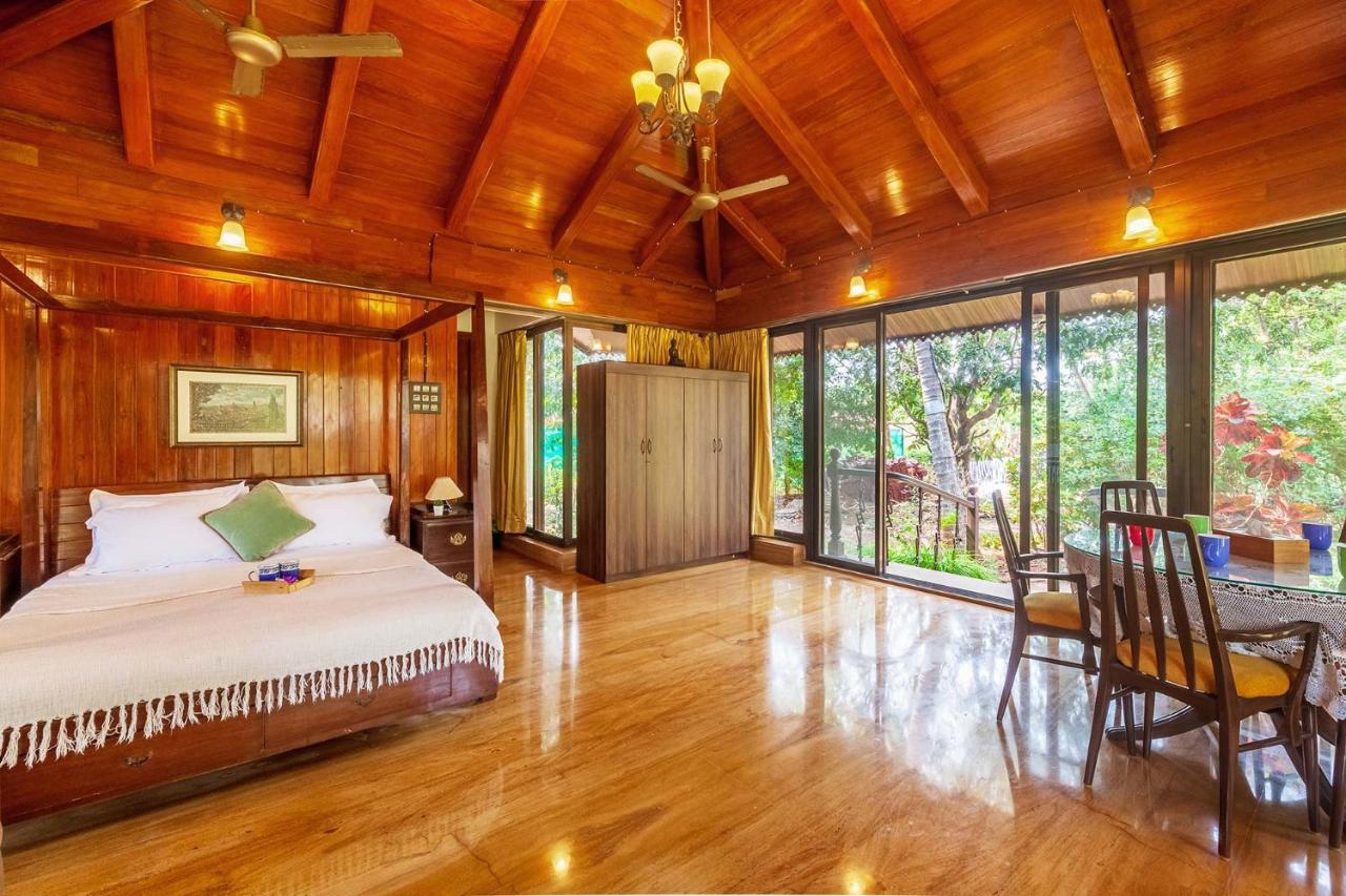 Stayvista'S Casa Palmera - Pet-Friendly Villa With Pool, Garden With Gazebo, And Indoor & Outdoor Games Alībāg Εξωτερικό φωτογραφία
